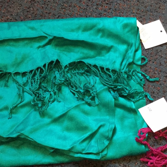 LAST CHANCE!! 🚫10/18 - Picture 5 of 8